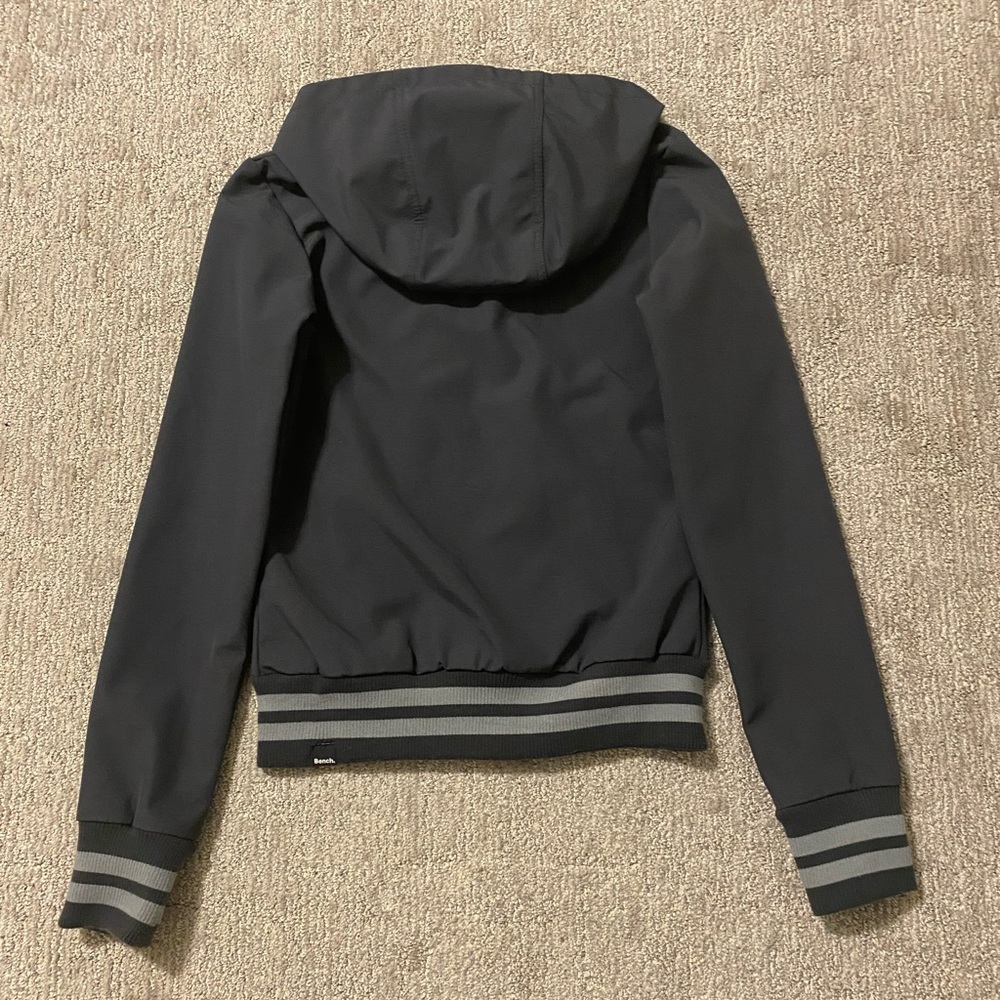 Bench Light Jacket - Picture 6 of 6